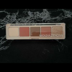 Natasha Denona eye shadow pallet